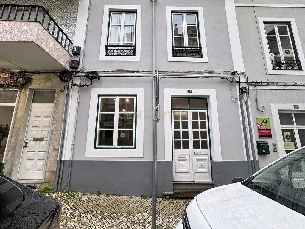 Loja Comercial em Zona Central de Alcobaça – 50 m²